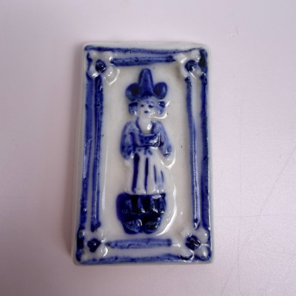 Vintage Delft Cottagecore Dutch Figural Pendant Blue White Ceramic